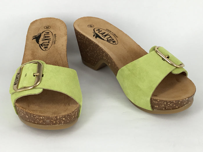 Plakton Raeka available in 2 colours