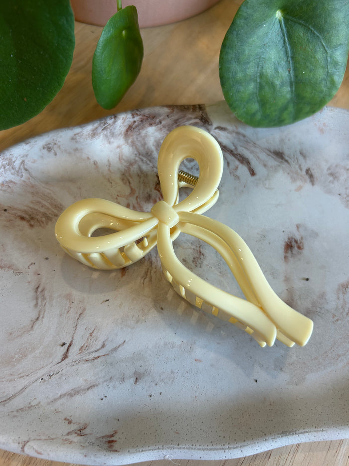 Ribbon Claw Clip