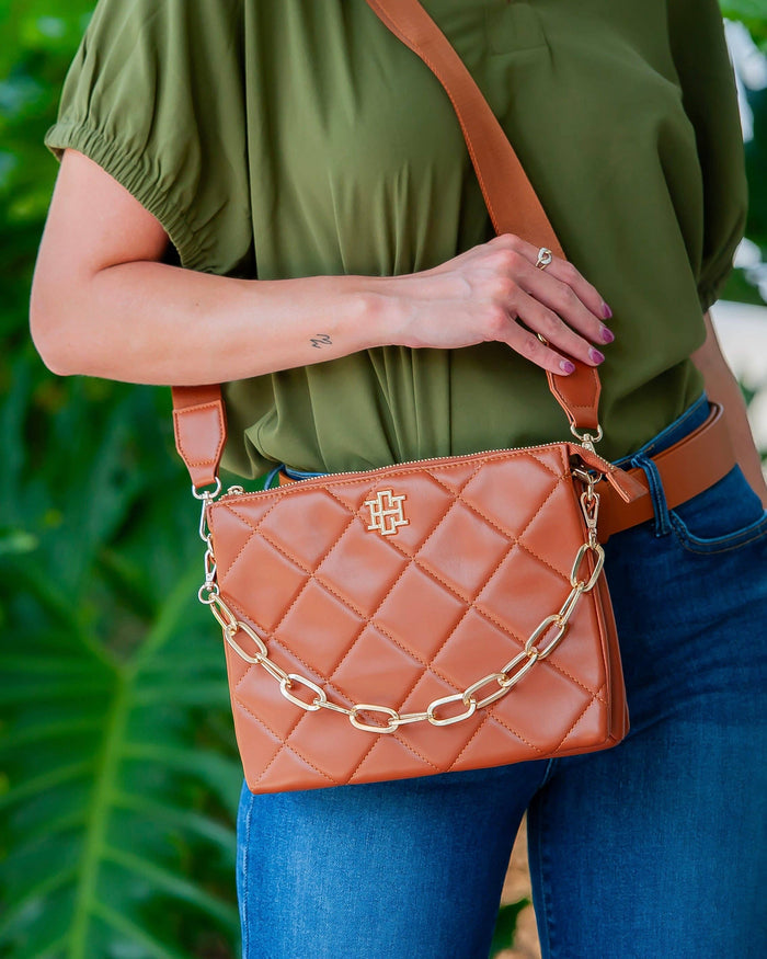 Ariana Crossbody Saddle LD: Default