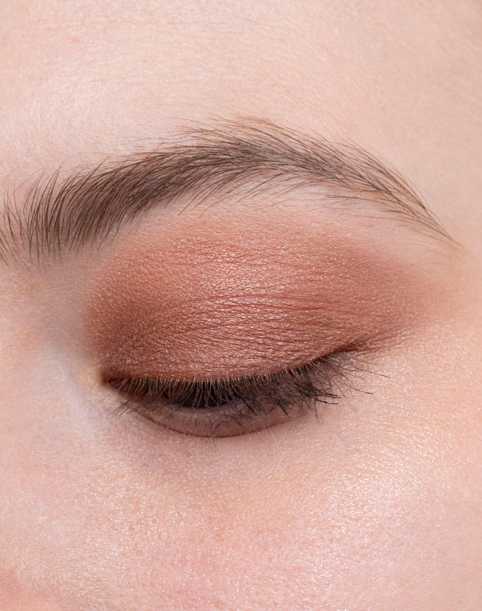 everyday-casual; Close-Up der Farbe Bronze