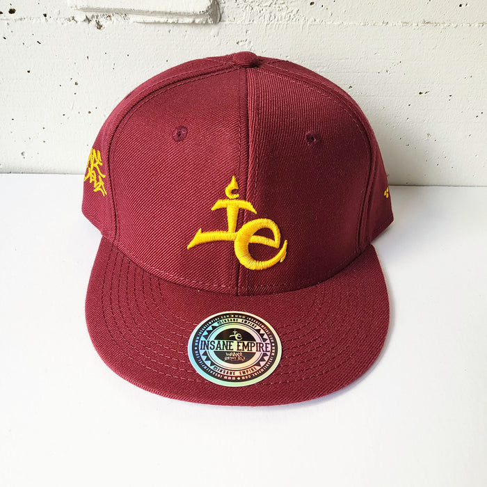 Maroon / Gold ie