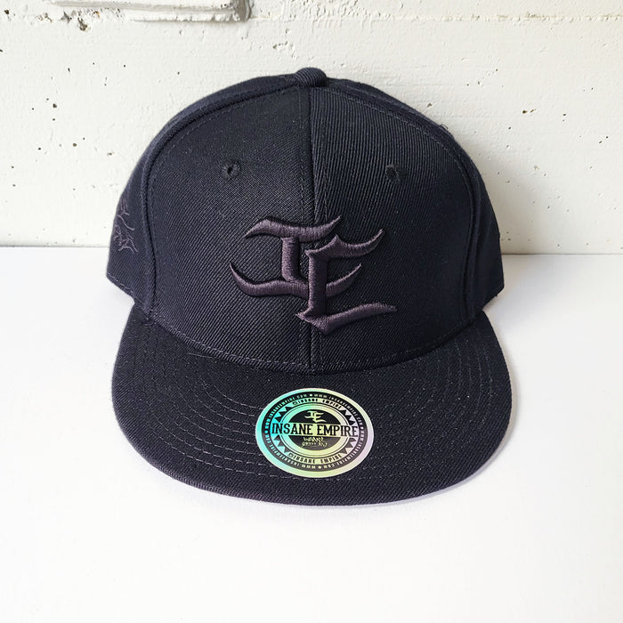 Black / Black IE