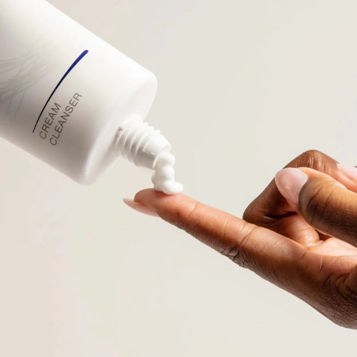 IS Clinical Cream Cleanser 120ml