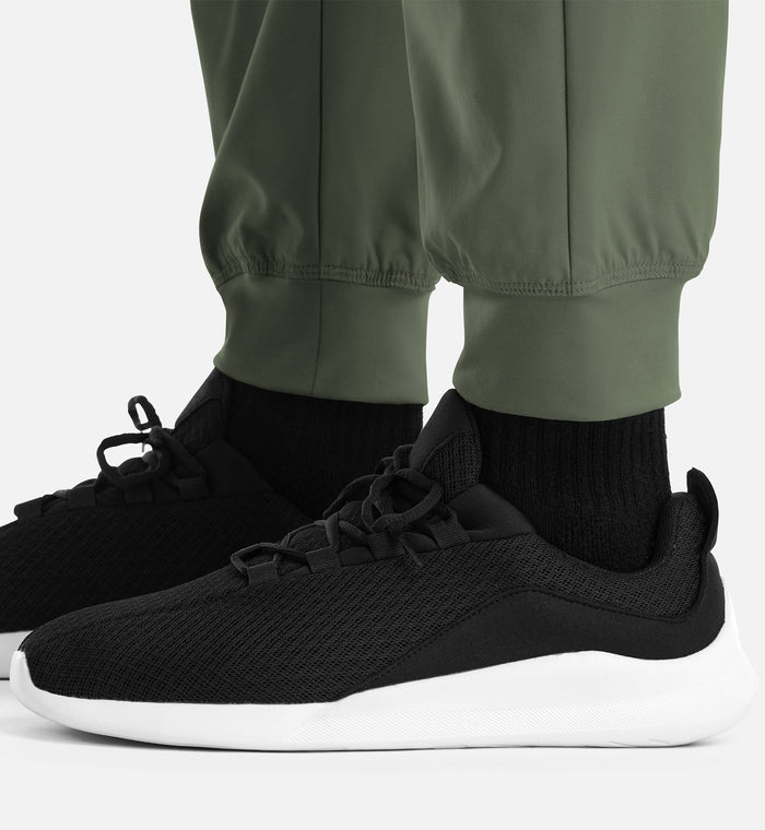 Maevn Momentum Mens Full Elastic Jogger Scrub Pants