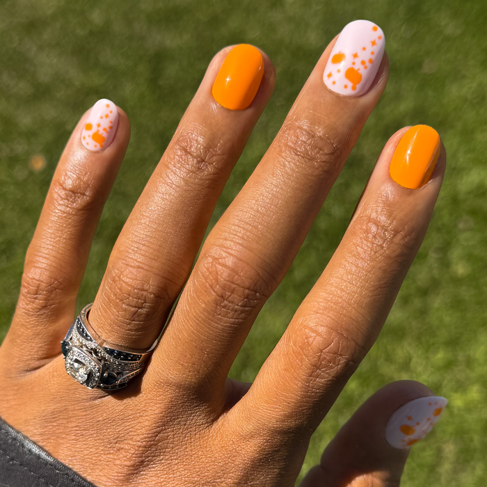 Pumpkin Party | Extra Short | Round - Tab Press-On