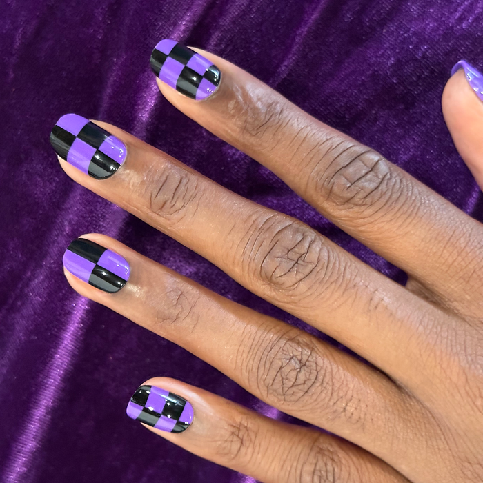 Purple Checker Party | Short | Squoval - Tab Press-On