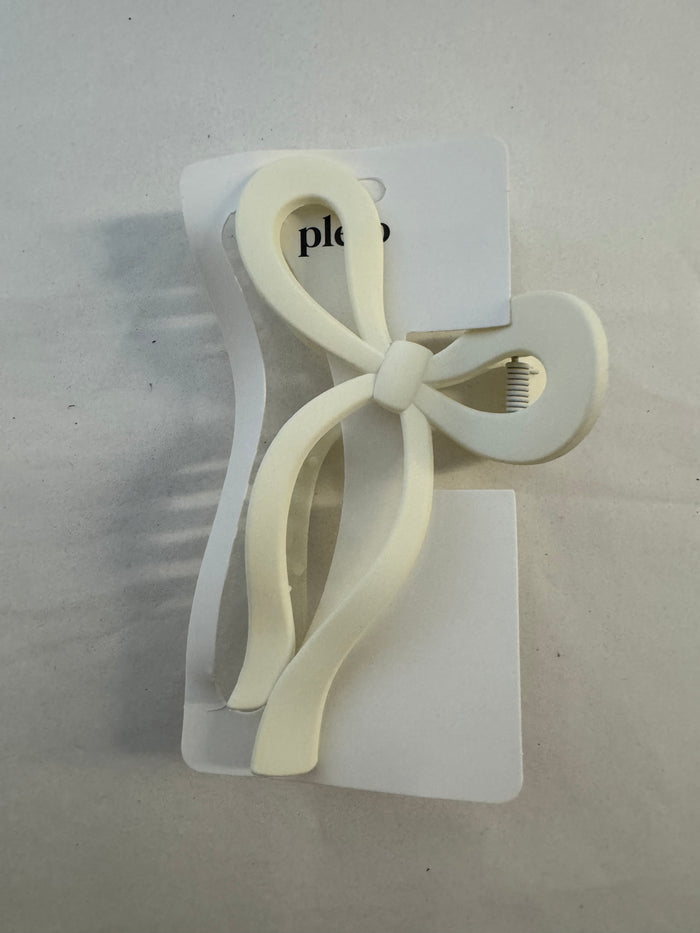 Ribbon Shaped Claw Clip