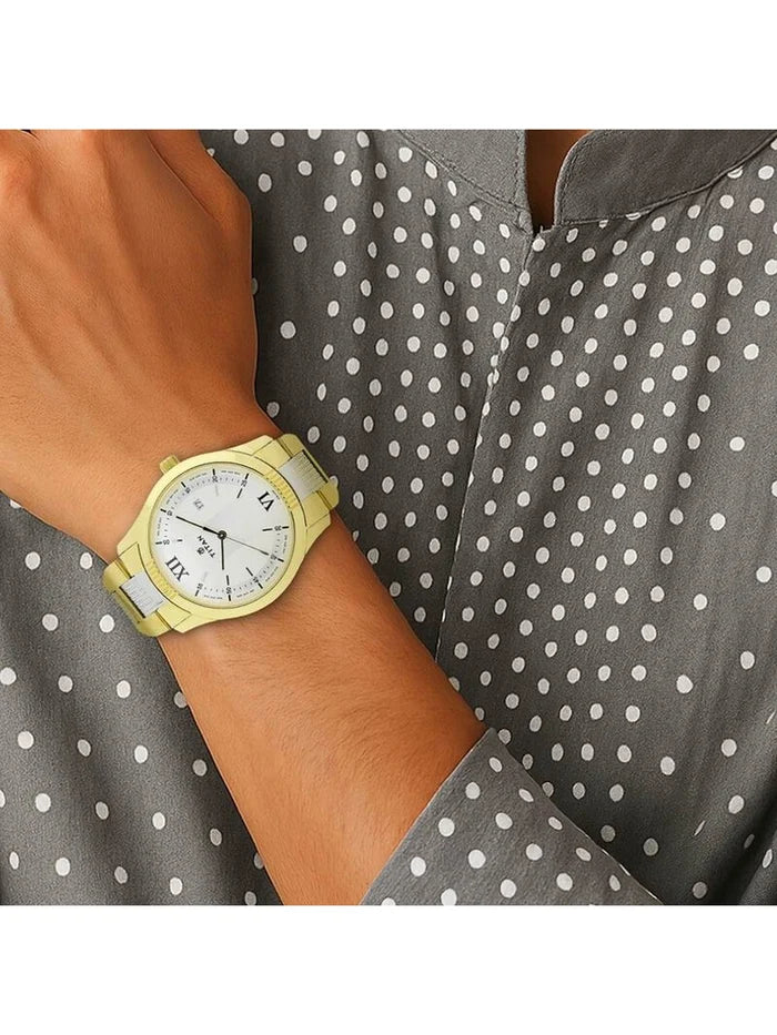 Titan Round White Dial Analog Watch - NU1739BM01