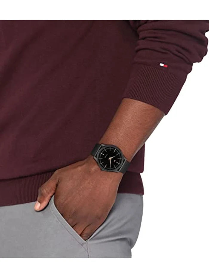 Tommy Hilfiger  Round Black Dial Analog Watch - TH1710470